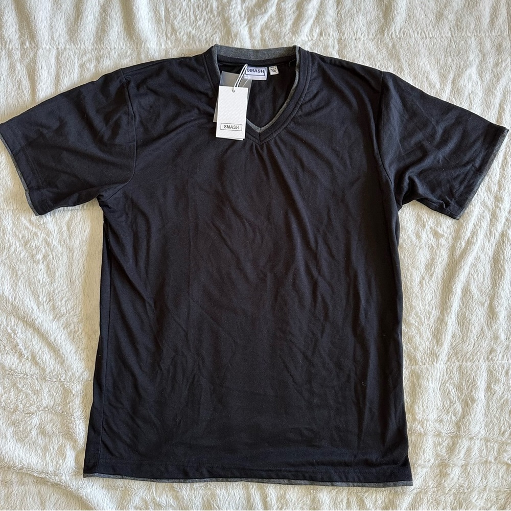 Men’s NWT Smash V-neck T-shirt, M